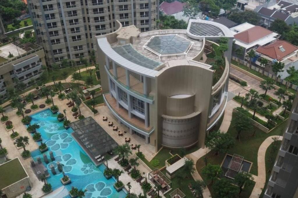 Homy 2 Bedroom Apartment Near Shopping Malls Yakarta Exterior foto