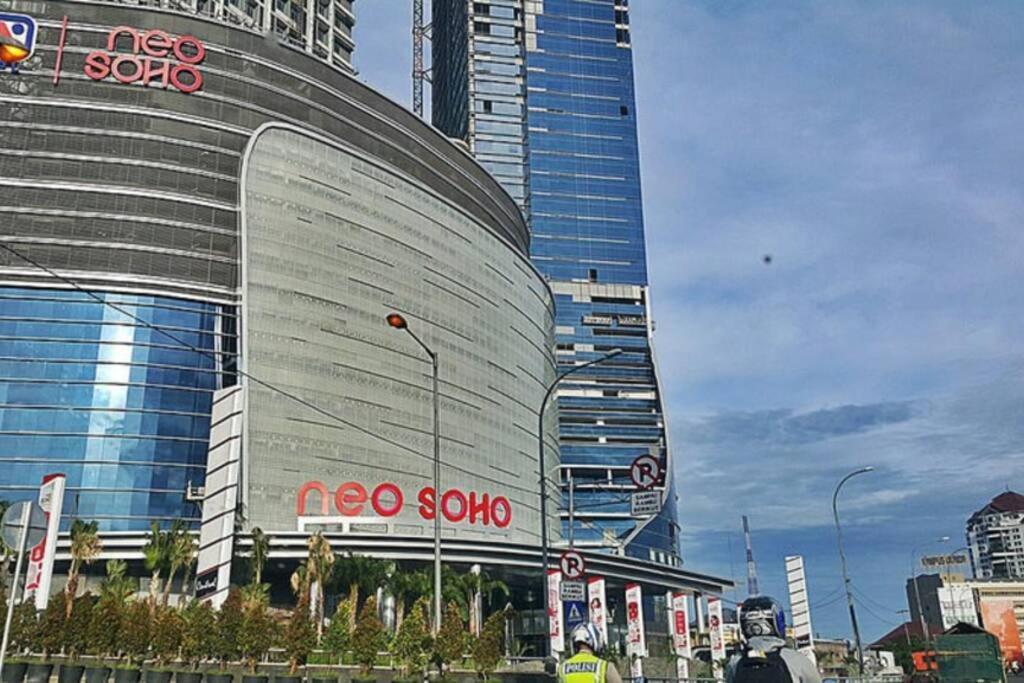 Homy 2 Bedroom Apartment Near Shopping Malls Yakarta Exterior foto