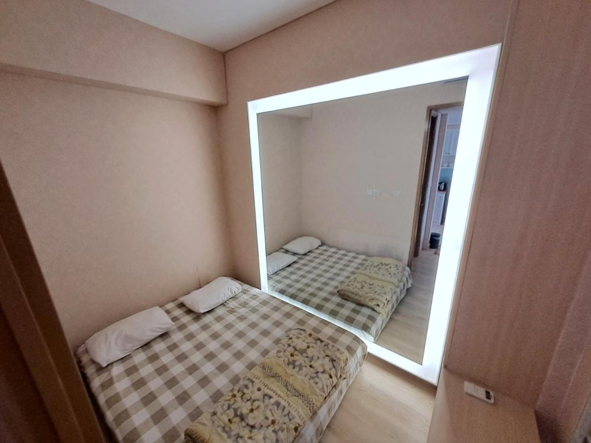 Homy 2 Bedroom Apartment Near Shopping Malls Yakarta Exterior foto